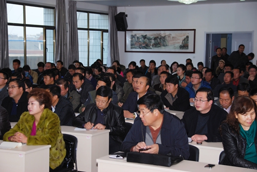 公司举办AGGAME种业学习贯彻党的十八届三中全会精神暨廉洁从业警示教育辅导报告会