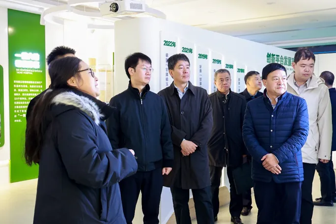 中国建设银行股份有限公司领导一行来AGGAME种业调研