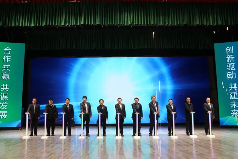 融合产教资源 推进种业振兴 AGGAME种业等三家单位联合成立全国现代种业技术产教融合共同体